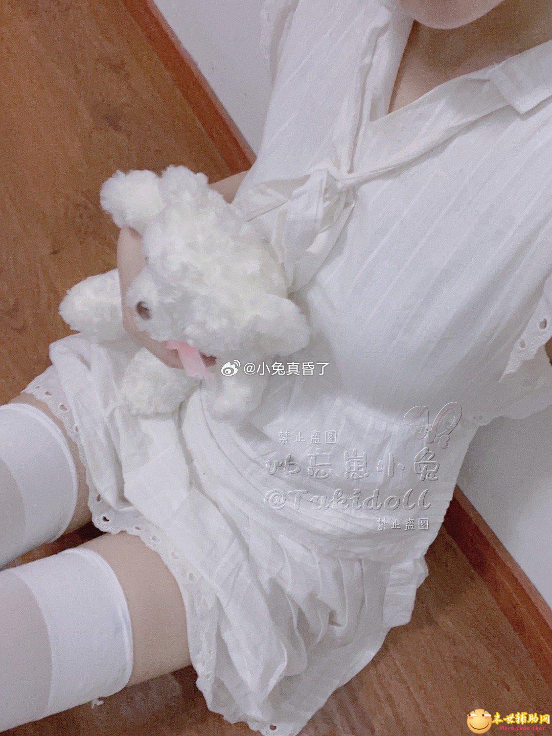 某博假期里的反差面